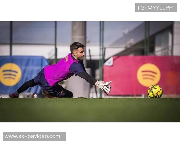 霍安-加西亚完成膝盖手术后，奥尔莫去探望了他：康复之路上的关怀与重生